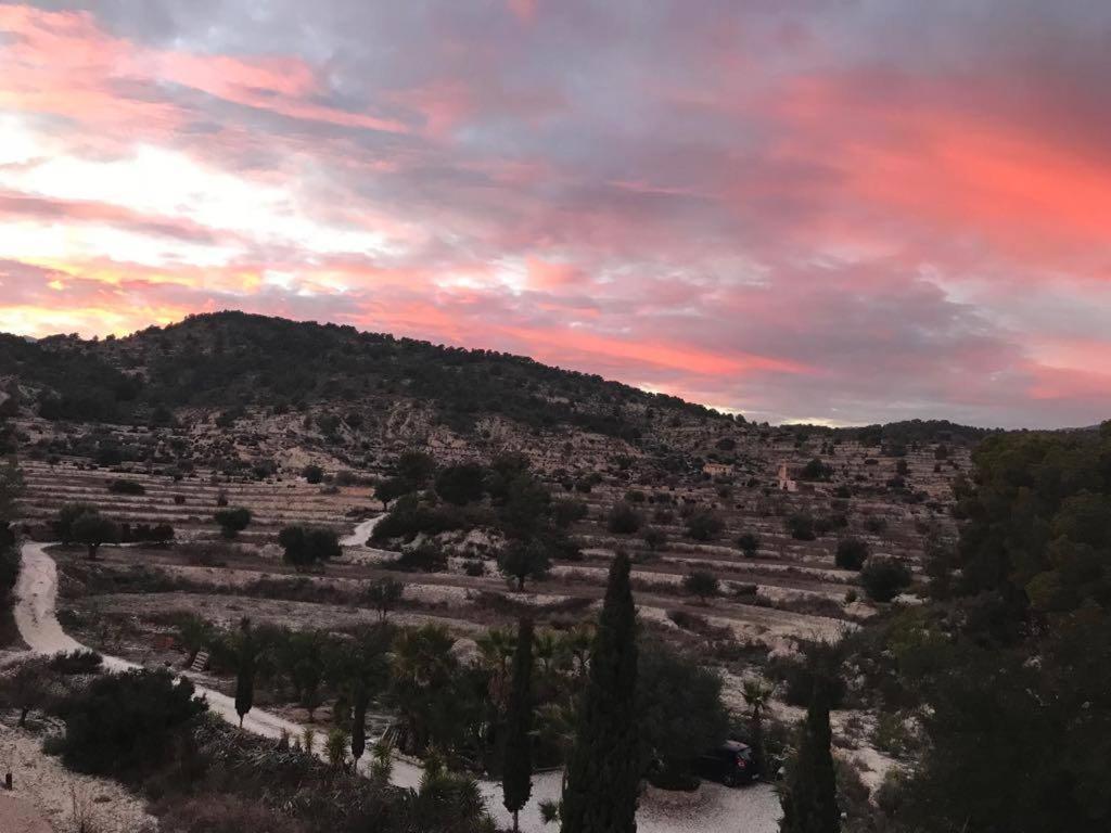 Finca Las Estrellas Relleu Екстериор снимка